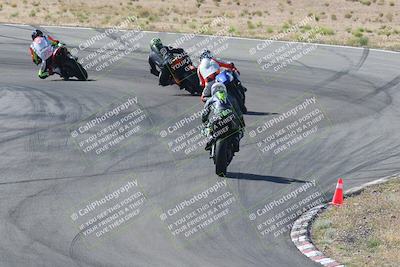 media/Apr-20-2025-AHRMA (Sun) [[393a79c373]]/Race/Group 11 early race/Turn 4b/